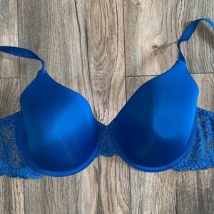 NWOT Inspirations Blue Lace Bra Sz. 36DD